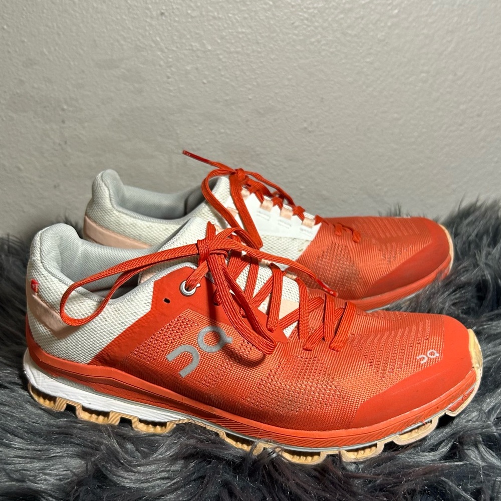 ON Running Women's Cloudsurfer 6 Running Shoes Rust Sneakers Size 9.5 - Picture 4 of 10